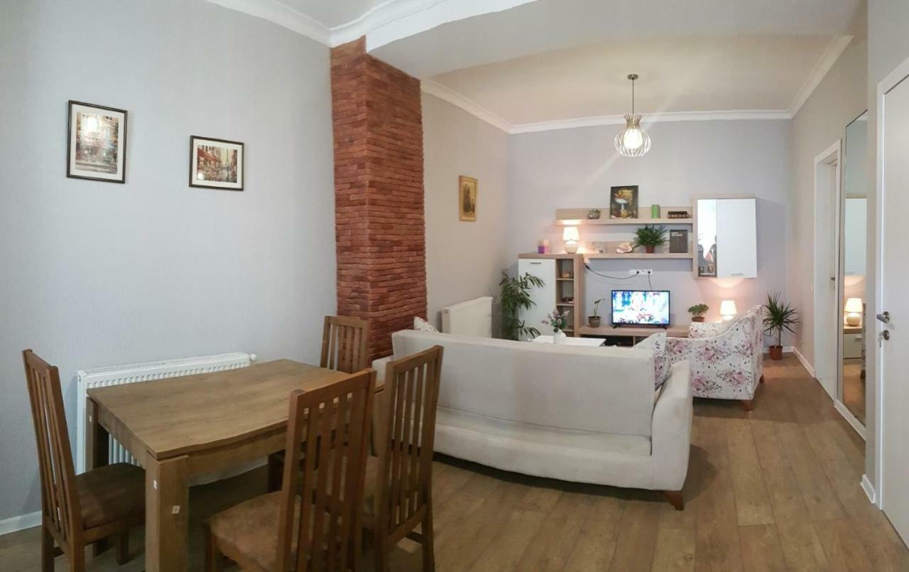 Ferienwohnung Mtatsminda Tbilisi Exterior foto
